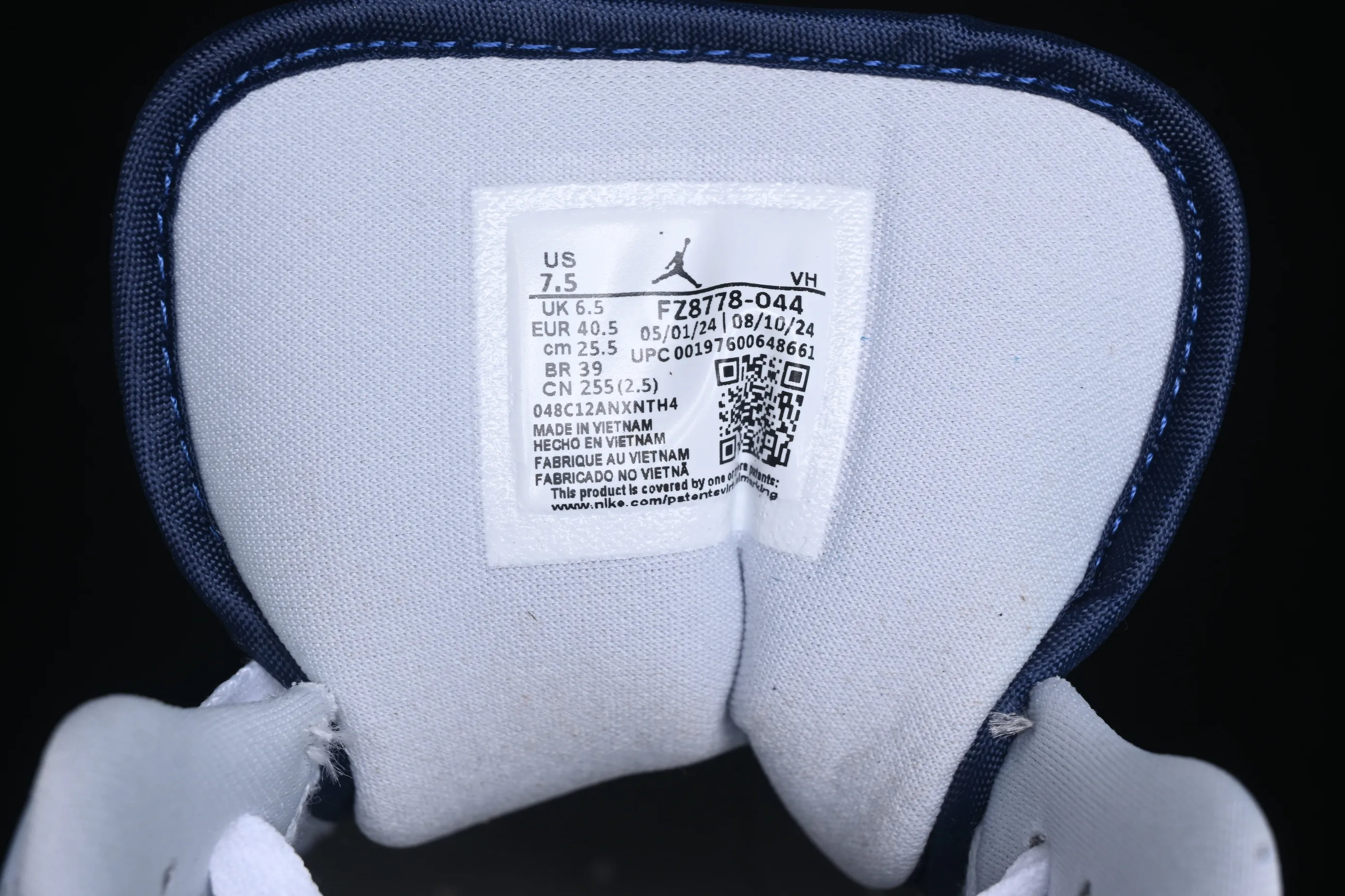 All categories Air Jordan Jordan series basketball shoes Air Jordan 1 Low Air Jordan 1 Low AJ1 Joe 1 silk navy blue low-top cultural casual sneakers FZ8778-044